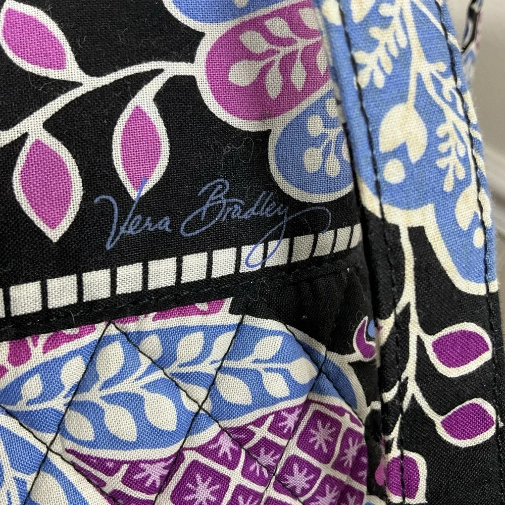 Vera Bradley Black‎ Floral Tote Handbag Checkered Inside Floral Toggle Closure